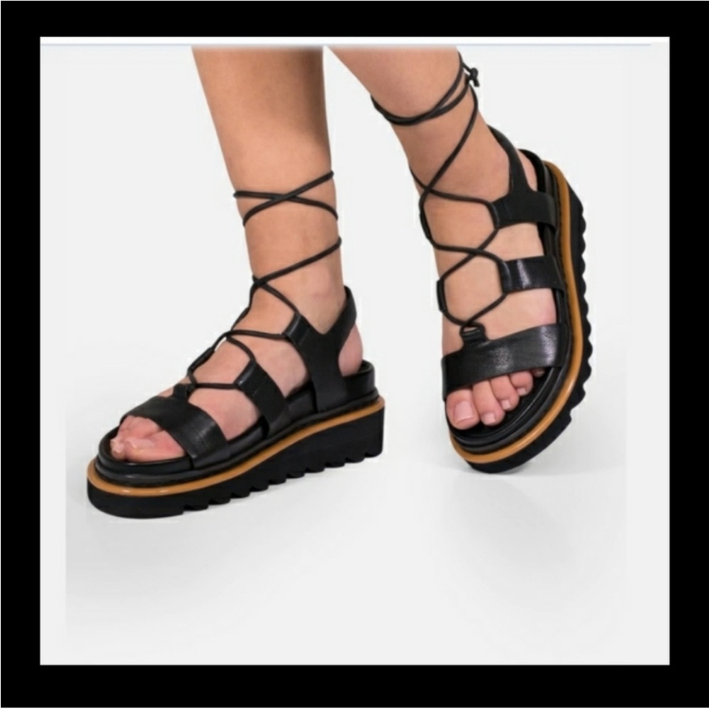 Free People Elvis Zanon Black Leather Strappy  Platform Sandals, sz 41, NWOB
